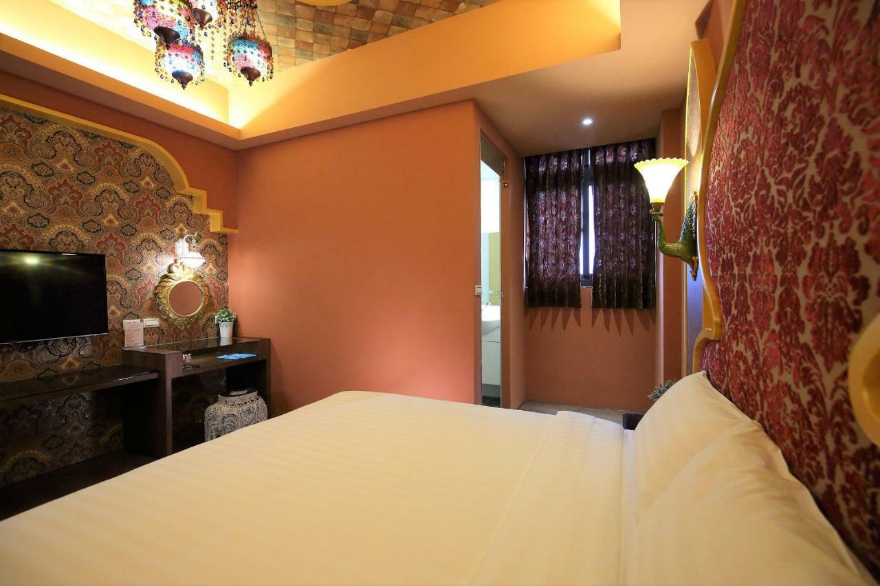 Buckingham Palace B&B Beipu Екстер'єр фото